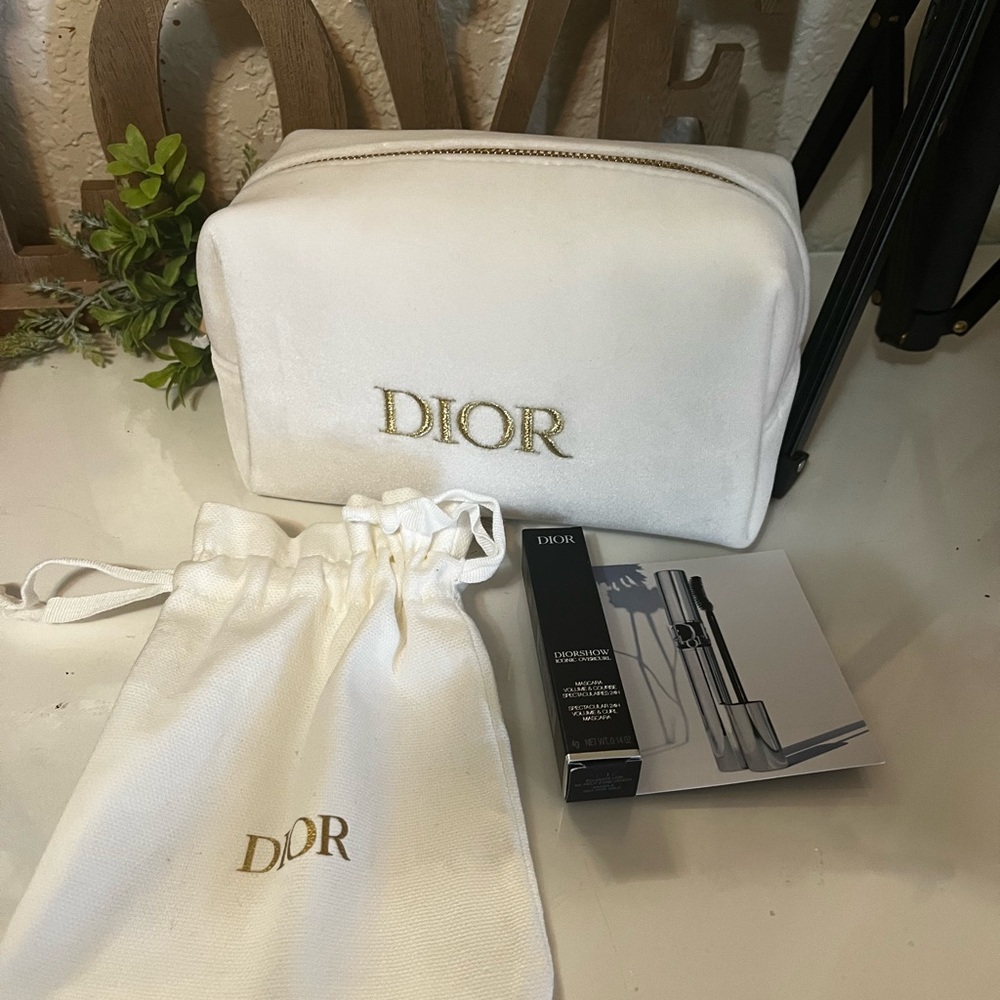 Dior velvet make up pouch